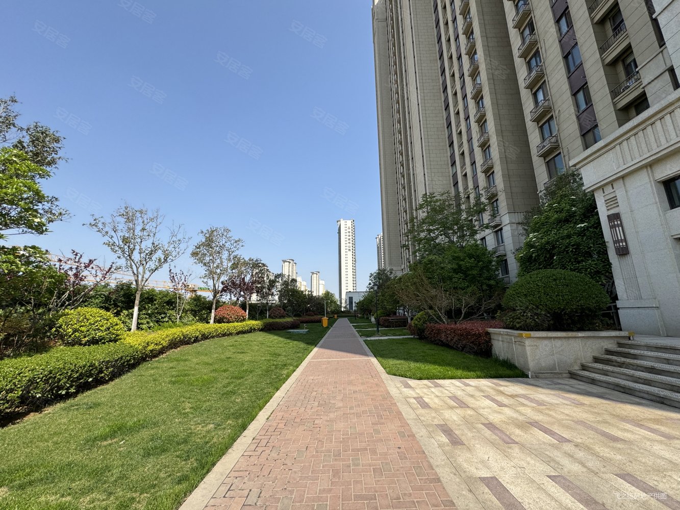 华瑞紫韵城福园3室2厅1卫102㎡南北92万