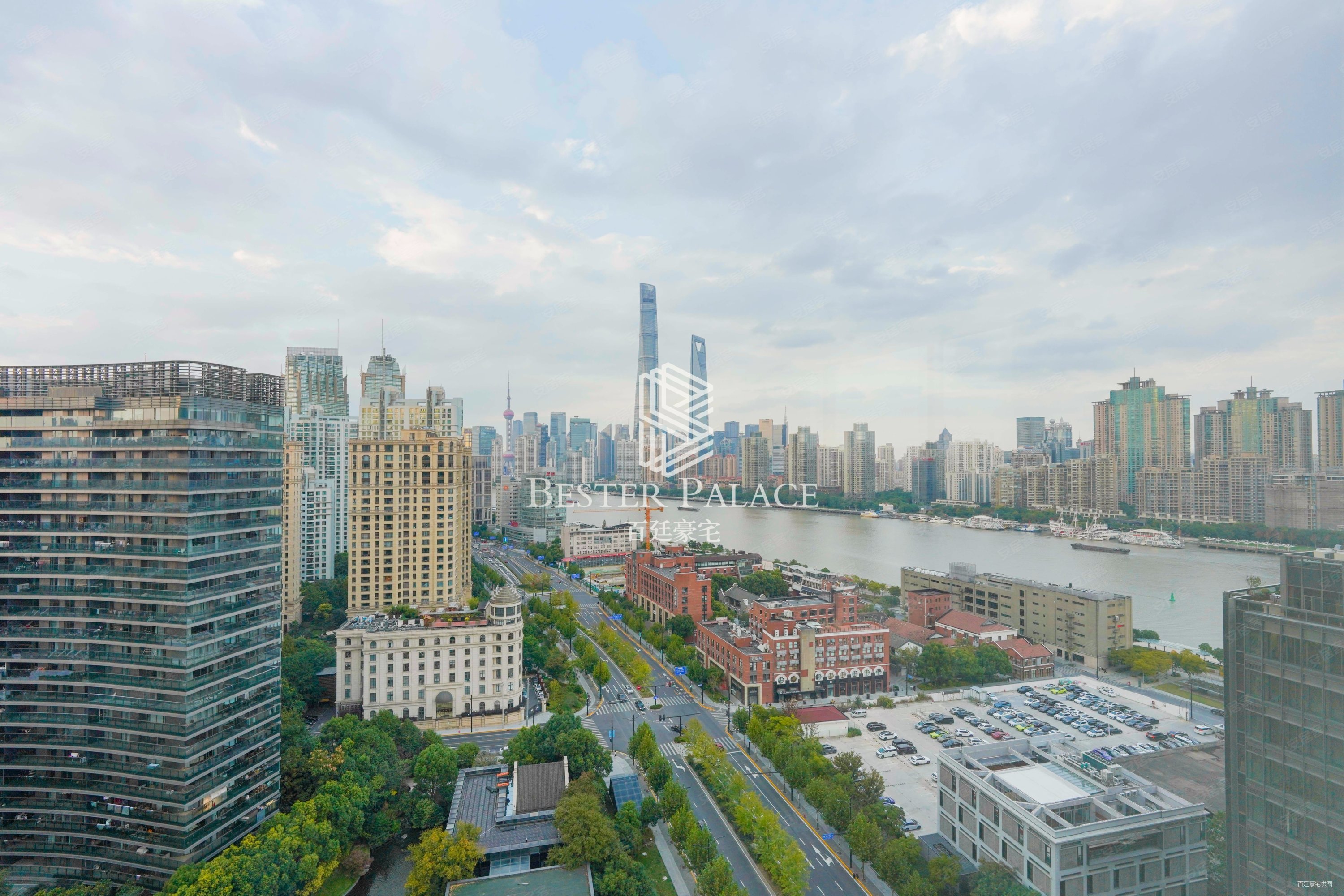 绿城黄浦湾5室2厅5卫460.34㎡南北9900万