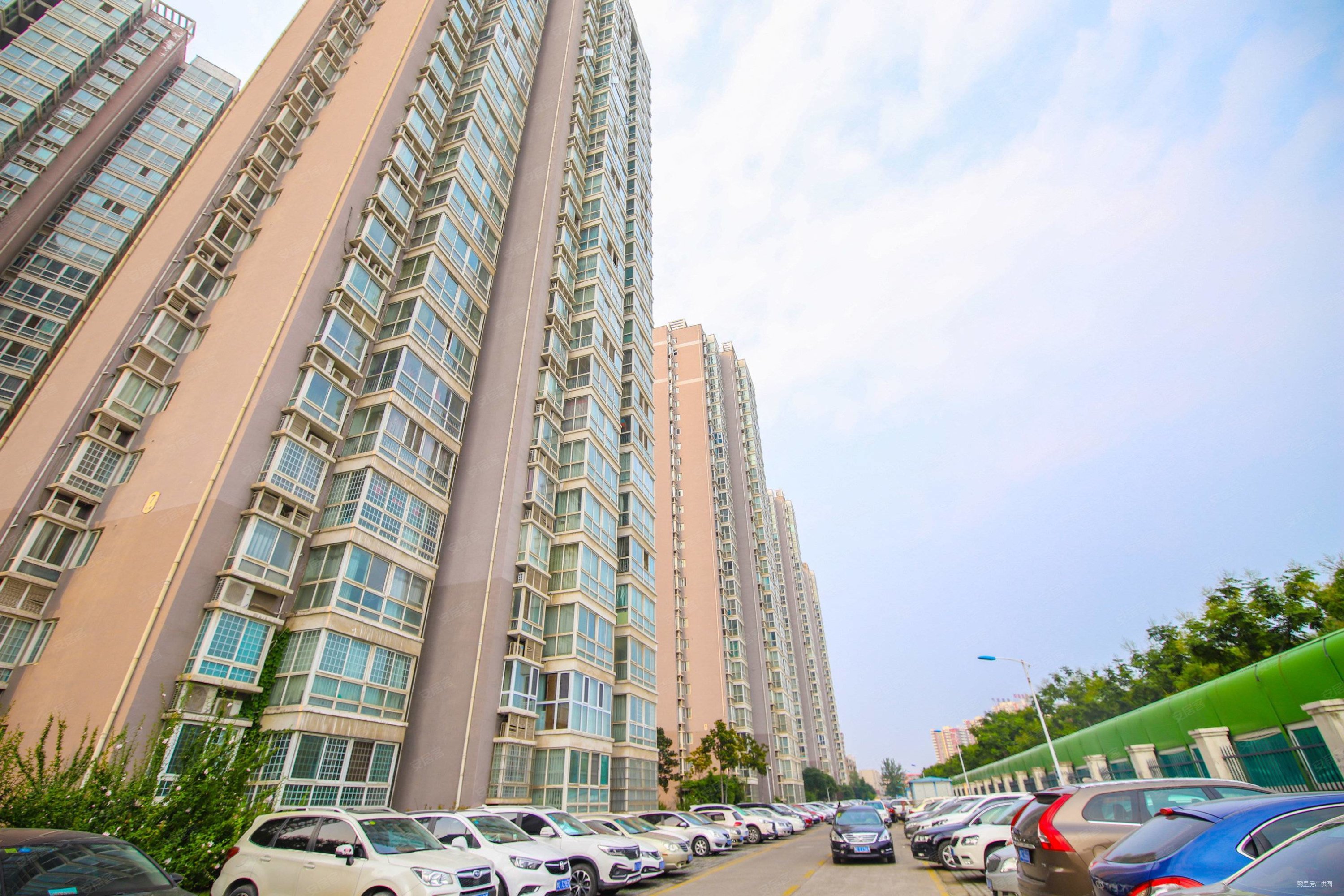 急售曼哈顿丨精装两室丨应天门丽景门水岸国际洛浦公园滨河北路