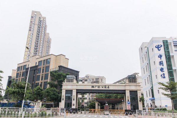 山海四季城Ⅱ公园道