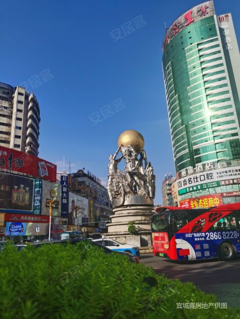 天利广场3室2厅2卫146㎡南北69.8万