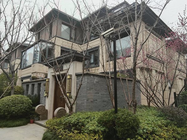 苏州吴中郭巷建发独墅湾(别墅)精装别墅 带观景台 近2号线独墅湖地铁