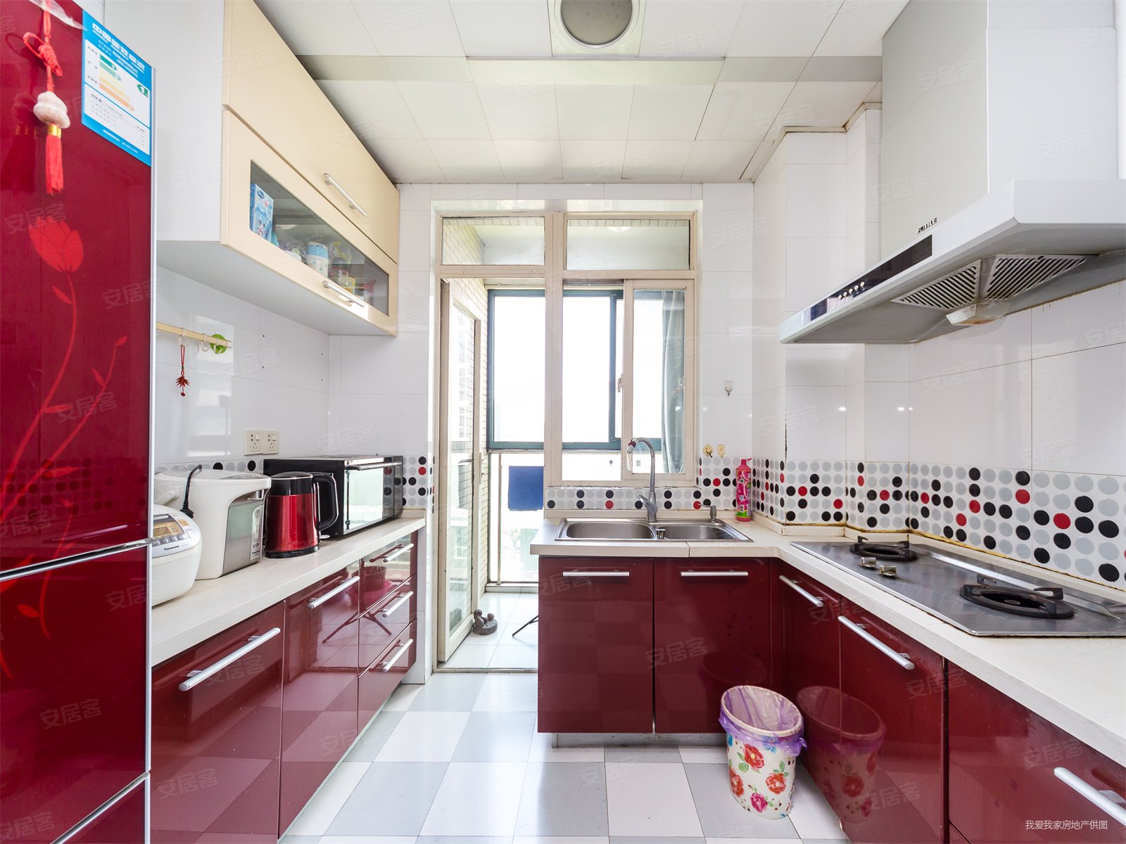 急卖 石路商圈 宝石御景园 电梯房 8楼 带车位 装修好