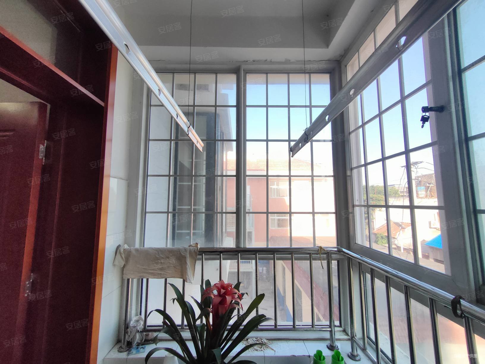 市中心繁华老少都喜欢2楼东山精装干净送附房,泰和花园二手房,39.