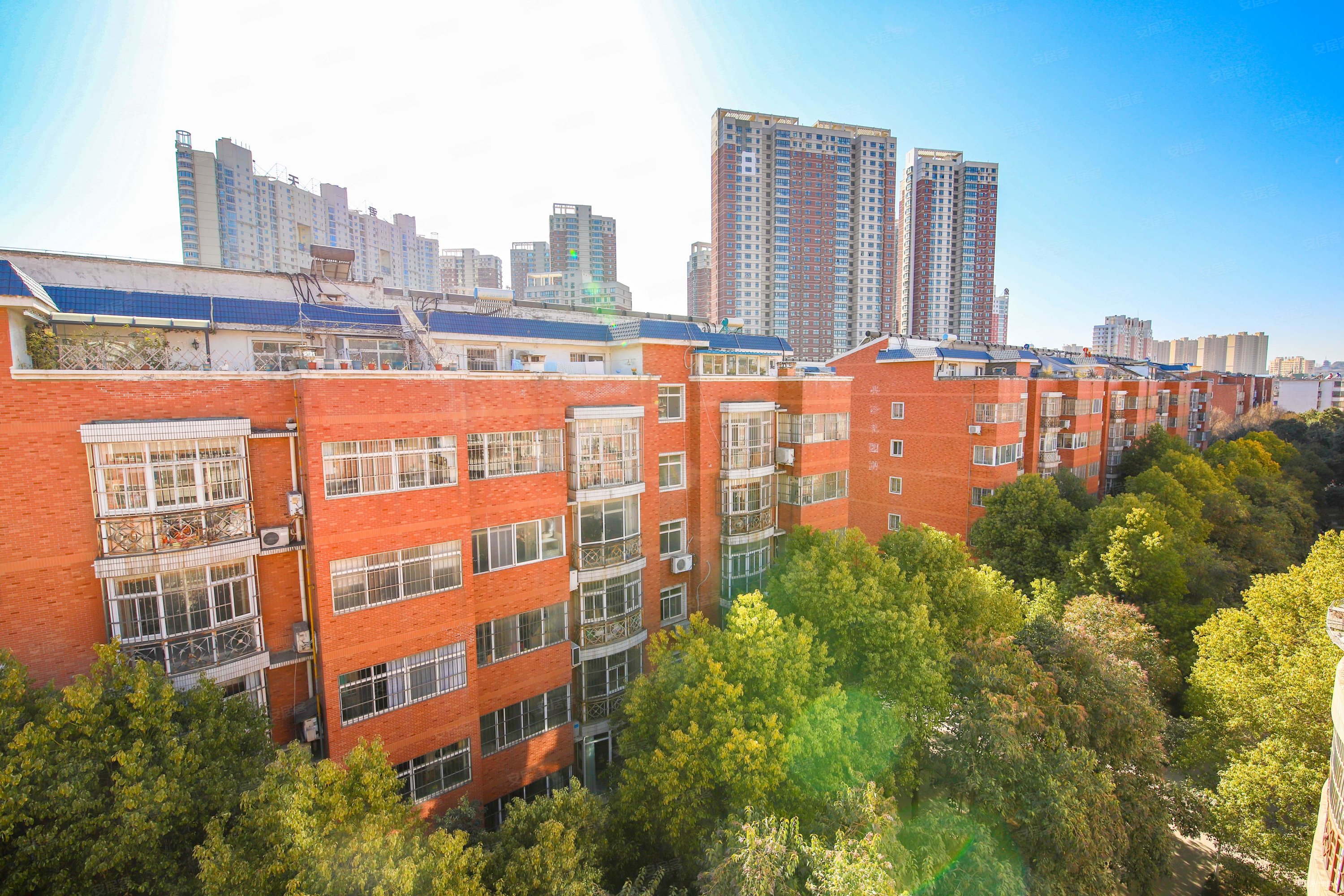 价格面议,兴隆花园(西院)二手房,105万,4室2厅,2卫,165平米-洛阳安居