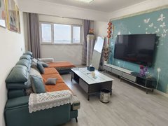 青岛即墨二十八中同济馨园 2室1厅1卫  家具家电齐全拎包入住出租房源真实图片