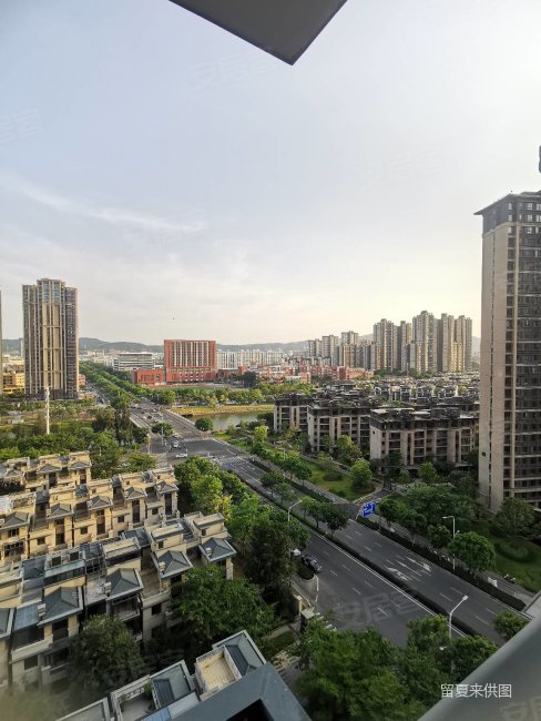 海投第一湾(一期公寓住宅)2室2厅1卫91.16㎡南225万