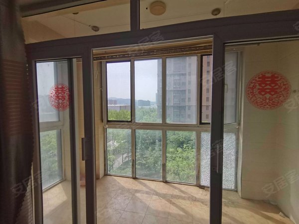 【多图】东岸嘉园,历城周边租房,东岸嘉园 2室2厅1卫 电梯房 精装修