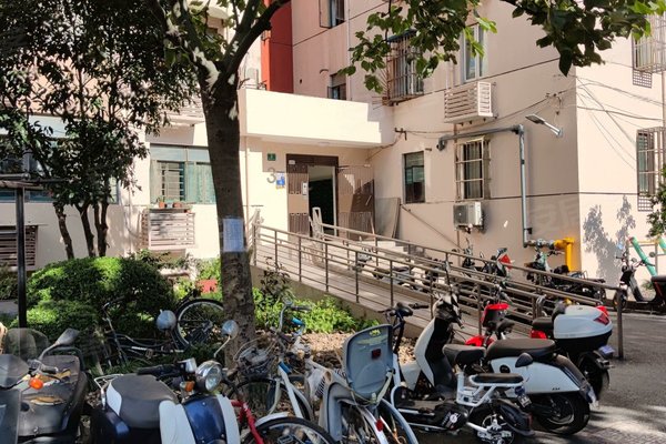 吴兴路公安大楼徐汇