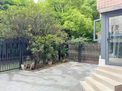 上海徐汇衡山路长乐路精装修户外大花园拎包入住随时看房方便停车南北通透出租房源真实图片