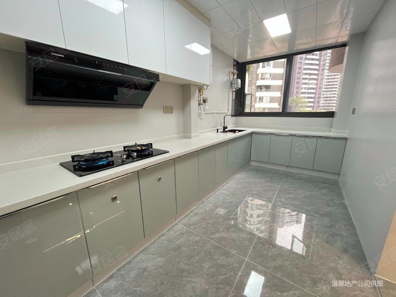 万峰城d区峰景里