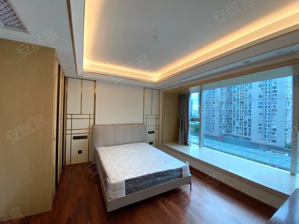 深圳福田福田中心区深圳中心天元岗厦天元花园94平舒适一房一厅,繁华