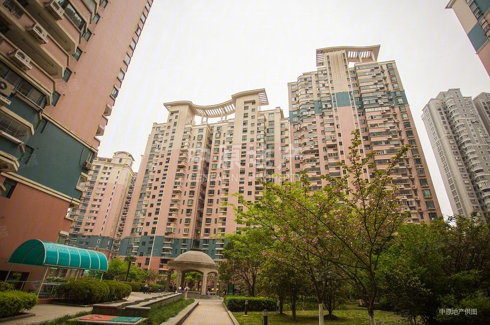 主卧朝南,电梯房,品质小区,配套完善,现代风格,香港丽园二手房,1050万