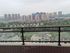 江门蓬江市第一幼园高尔夫景观三房拎包入住出租房源真实图片