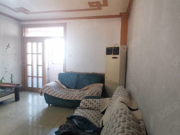 济宁任城新世纪广场科苑小区新世纪广场东临科苑小区!三楼三室一厅!