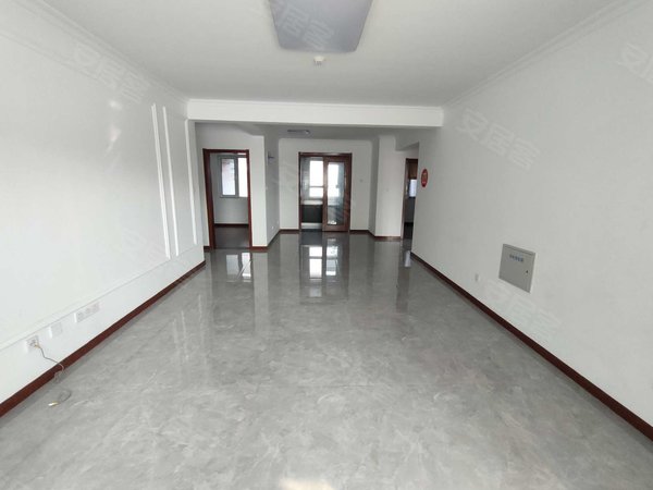 济南长清大学城济水别苑济水别苑 精装三室 空房子 有空调 出入方便