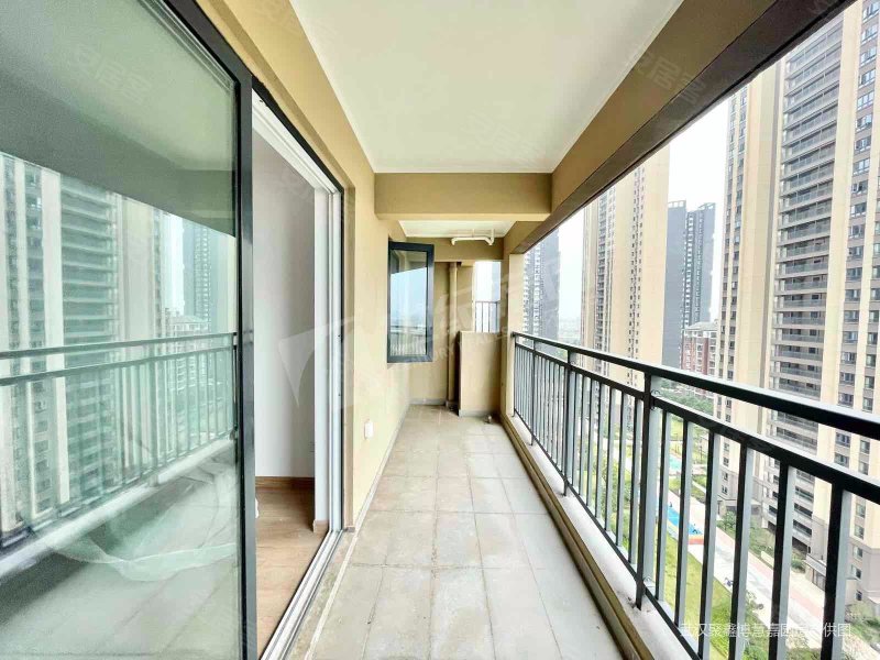 武汉房产网>武汉二手房>沌口开发区二手房>沌口周边二手房>东风凤凰城