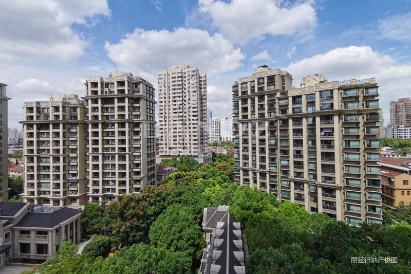 嘉御庭(一期)2室2厅2卫138.5㎡南2990万