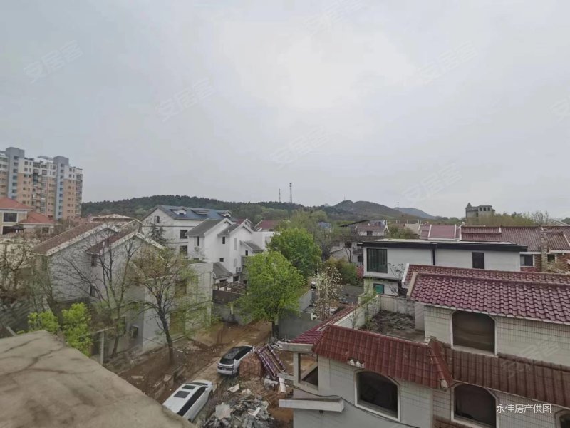 新上 西山花园独栋别墅,地上三层 地下一层 急售,西山花园别墅小区