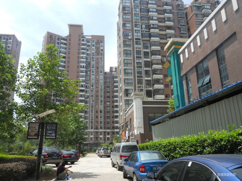 实用三房 有钥匙,香缇丽舍二手房,350万,3室2厅,1卫,99平米-南京安居