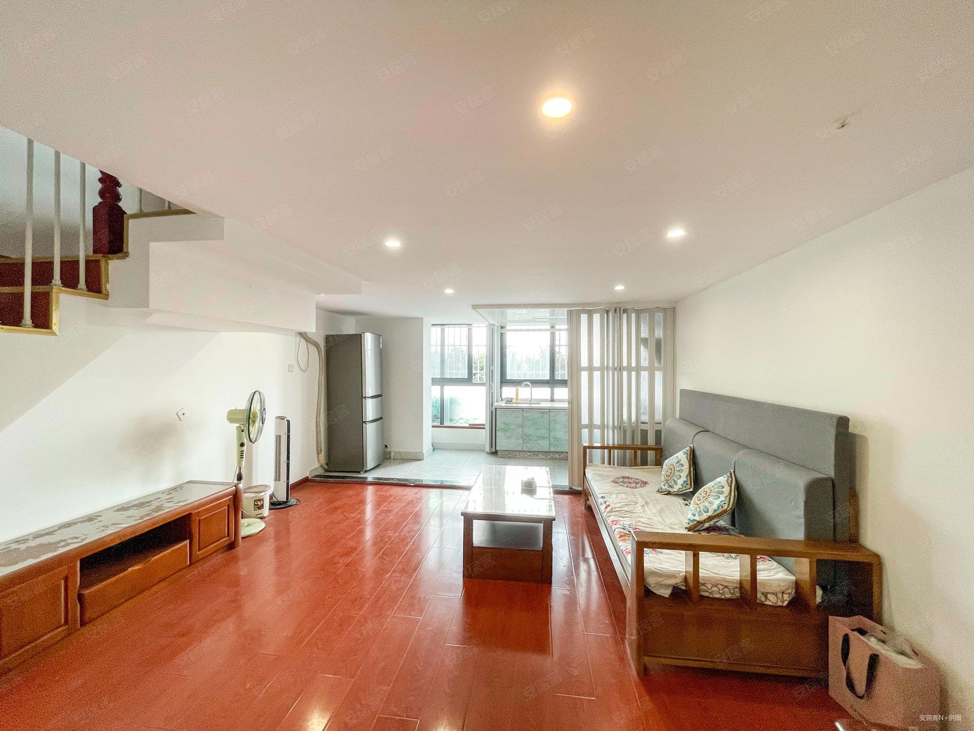 传化国际新城(商住楼)2室2厅1卫81.8㎡南36万