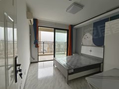城东珠江御景，房东自住房，精装卧室带阳台出租990元
