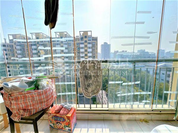 上海闵行春申上海春城(北区)电梯高区~俯瞰春申cbd~位置优越~商业街