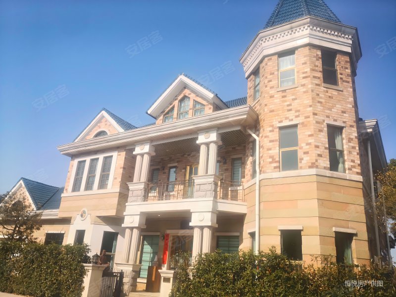 一线湖景独栋别墅,简单装修,推窗见湖,位置好价格合理