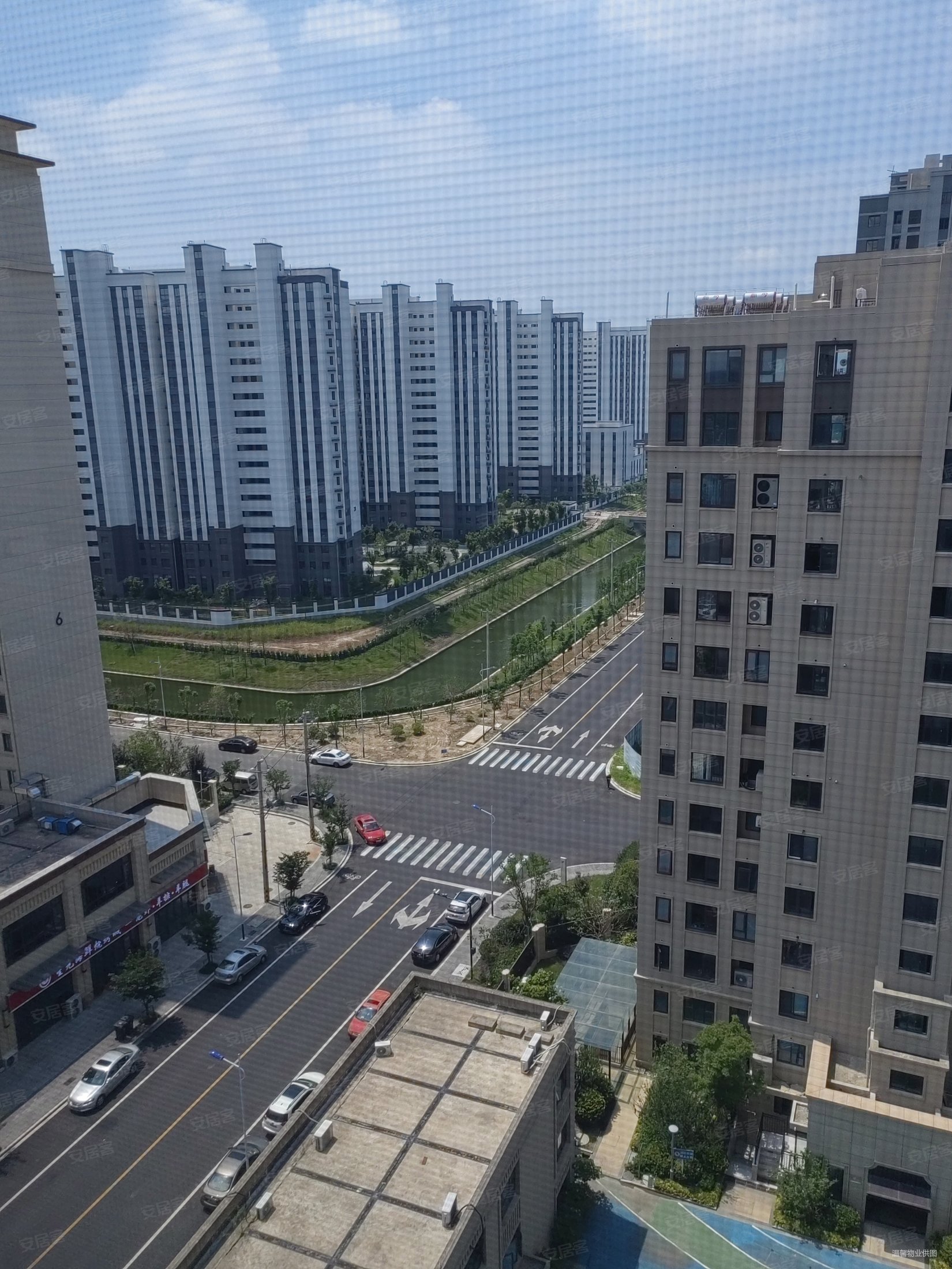 奔牛星光城3室2厅2卫117.53㎡南188万