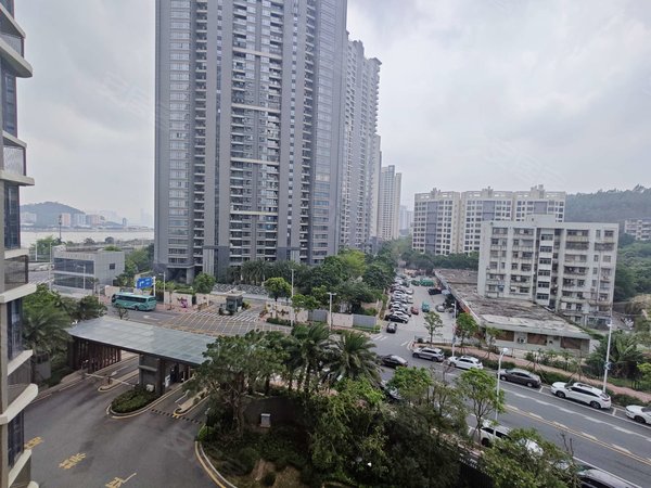 【多图】华发峰景湾,湾仔租房,华发峰景湾 2室2厅1卫 电梯房 精装修75