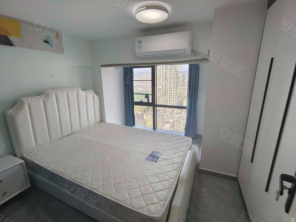 重庆北碚蔡家中南玖宸(商住楼)地铁6号线曹家湾旁100米,精装loft两房