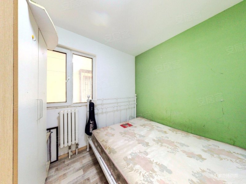 南海雅苑 医疗配套成熟 满五一套房 带电梯 小区新 商品住宅