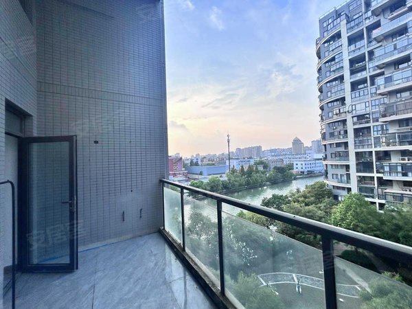 杭州萧山城厢滨水名庭可短租0看房费杭州南站萧山银泰红宝石广场出租