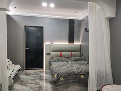 鹤岗南山鹤岗矿务局职工大学南山名苑小区 1室1厅1卫出租房源真实图片