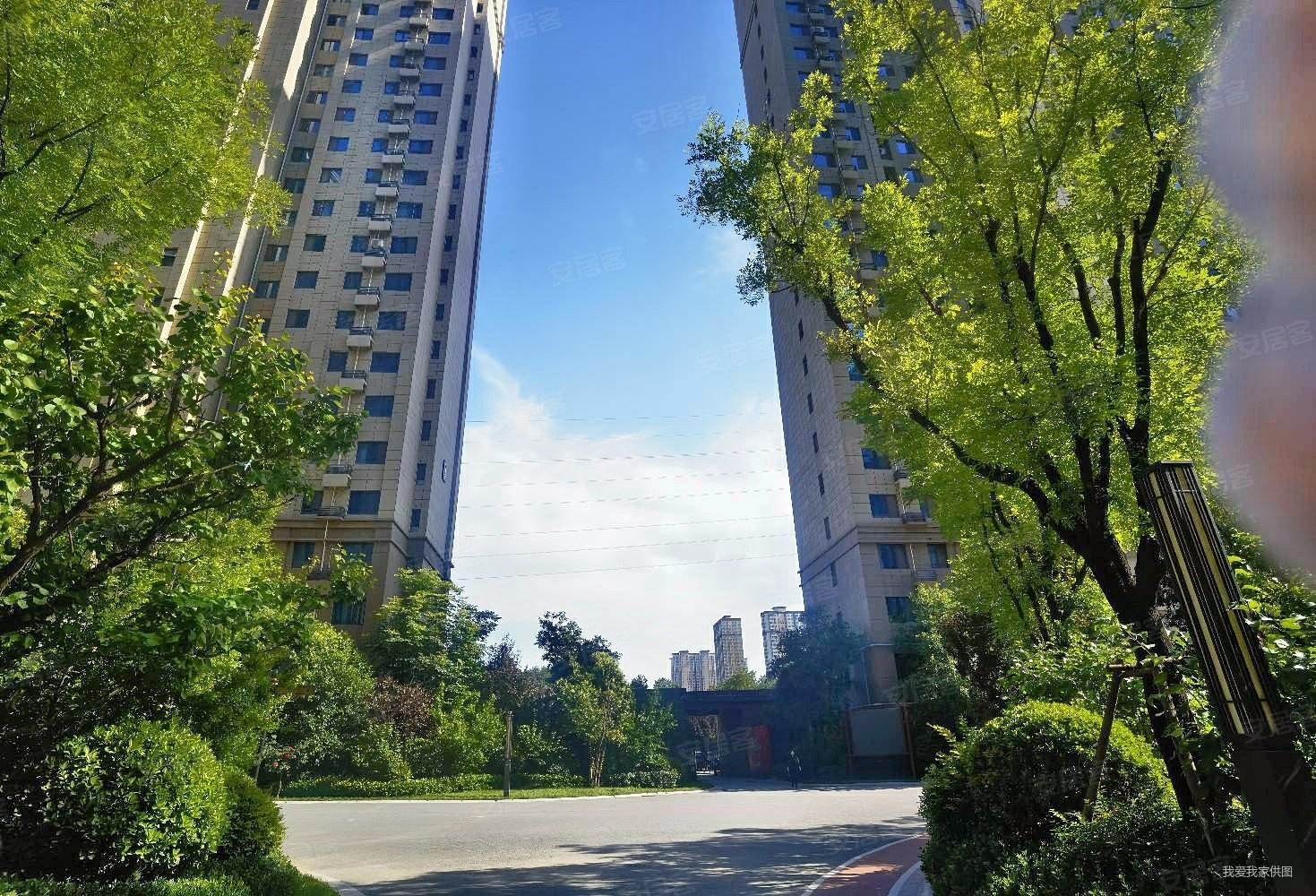 荣民宫园学府3室1厅1卫93.08㎡南155万