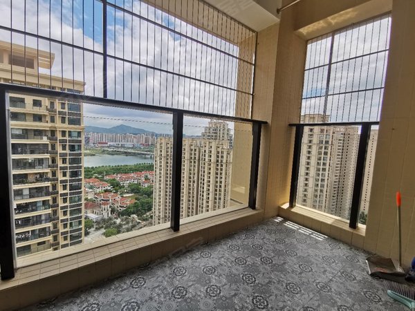 河源源城源城城区江湾明珠东江湾豪华装修江景房出租!