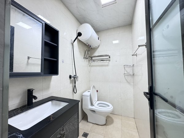 金华东阳东阳江北艺海北路282号楼艺海北路  世纪花园附近设施齐全 拎包入住 押一付一出租房源真实图片