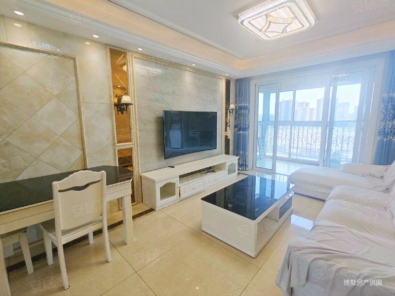 交通便捷 南北通透 临地铁 双卫生间 中间楼层 采光好,万业观山泓郡