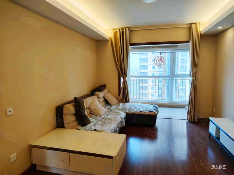 次新小区 中间楼层 南北通透 精装小三房 房主急售,中航樾公馆二手房