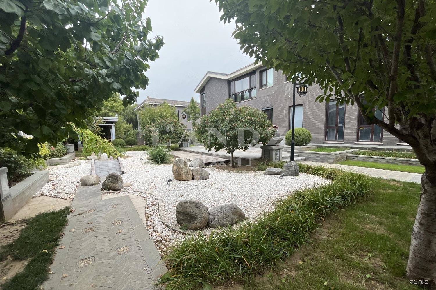 清琴山庄550大户型在售,7居室全套房,诚意出售随时可看,香山清琴山庄