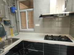 郑州巩义巩义城区伏羲路小学附近 朗曼花公馆精装两室 电梯双气 拎包入住出租房源真实图片