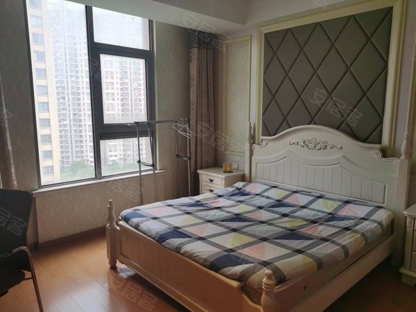 苏州常熟市区世茂75号公馆世贸75公馆好公寓出租 房东急租出租房源