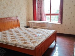 重庆九龙坡西彭可押一付一  送wifi   卧室空间大床    床1.8米出租房源真实图片