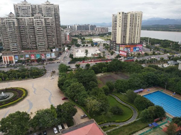 英德新天地王座