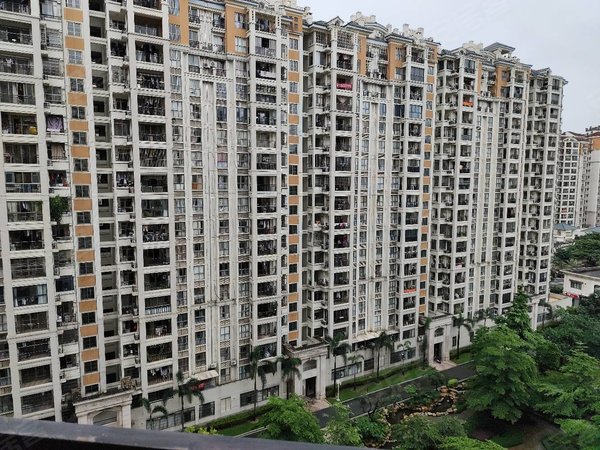 广州增城凤凰城碧桂园凤凰城凤妍苑步行街楼上旺中带静保养新带车位