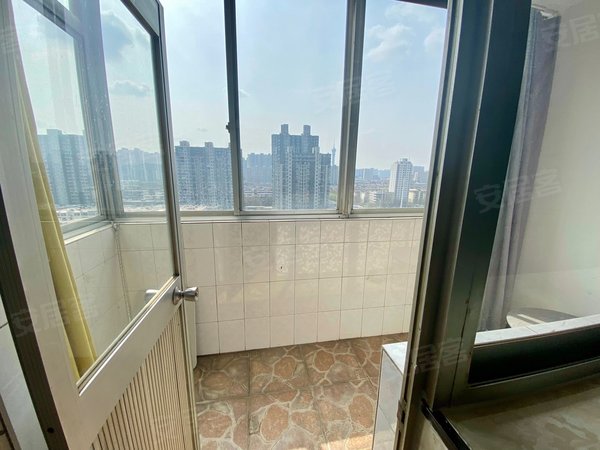 金鹏花园可短租可月付邻裕华万达博物馆市三院方厦儿童医院