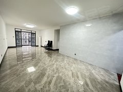 桂林象山龙船坪万象城附近广源国际旁小区电梯三房两厅两卫精装修可做工作室居住出租房源真实图片