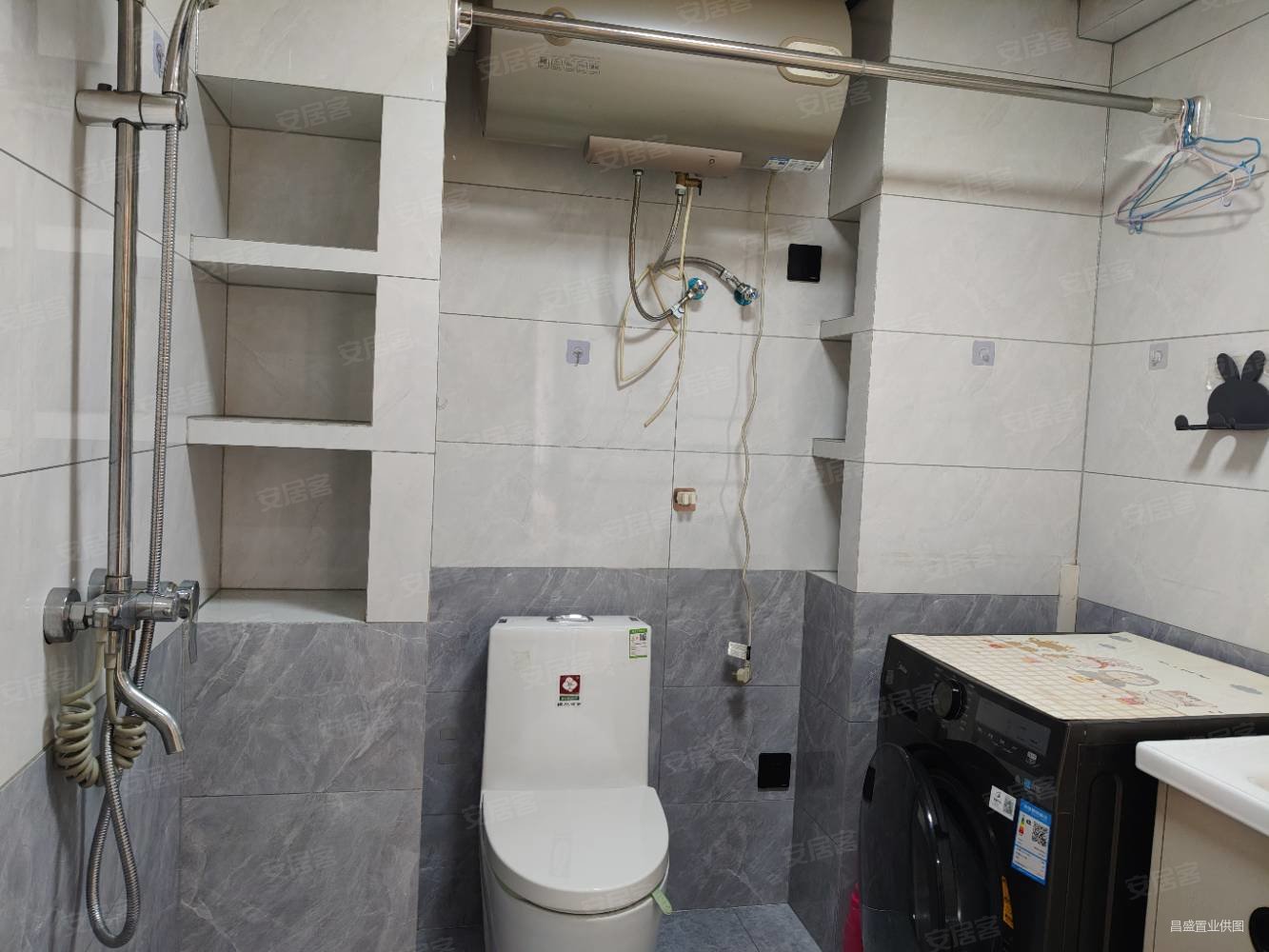 棋盘龙凤苑2室1厅1卫85.21㎡南北28.8万