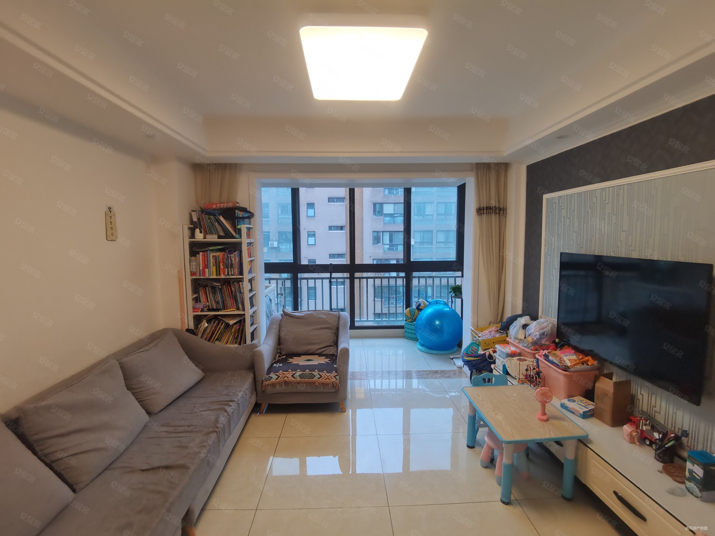 锦绣东城(一号组团)3室2厅1卫91.64㎡南275万