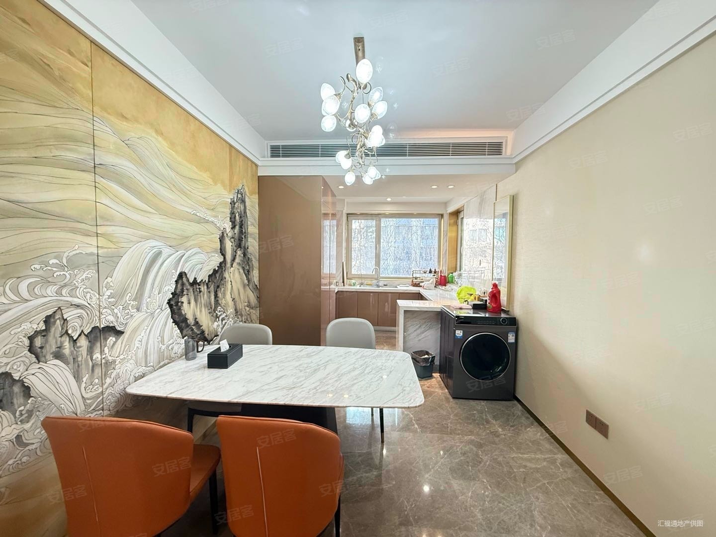 德信御府3室2厅2卫131㎡南北129万